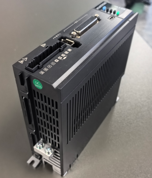 HR3 系列 AC 工业伺服驱动器