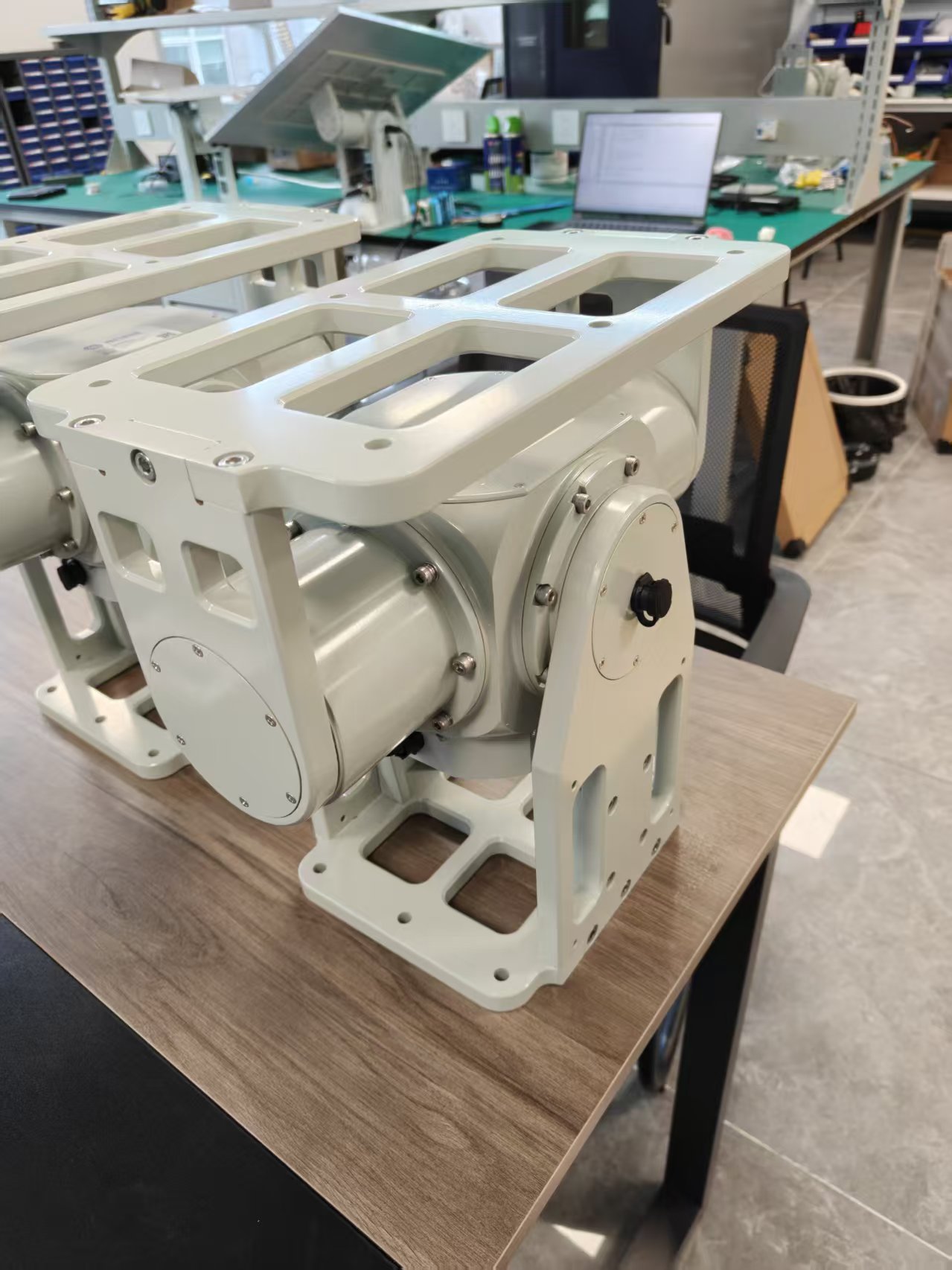 Sizing a 2-Axis Stabilized Platform: A Payload-Centered Selection Method